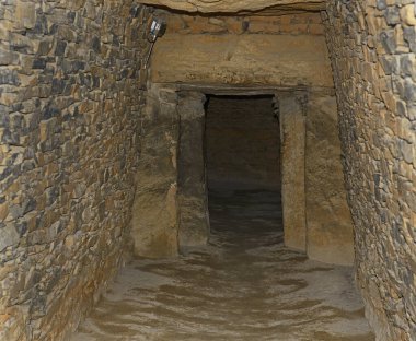 Romeral Dolmenleri, Antequera Dolmenleri Sitesi, Antequera Arkeoloji Topluluğu Dolmenleri, Antequera, Malaga, Endülüs, İspanya - UNESCO Dünya Mirası Sitesi