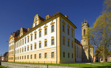 Ellingen Konağı, 1216 'dan itibaren Franconia' daki Tötonik Düzen 'in komutanının yeriydi. Ellingen, Almanya 'da Bavyera eyaletinde yer alan bir şehirdir..