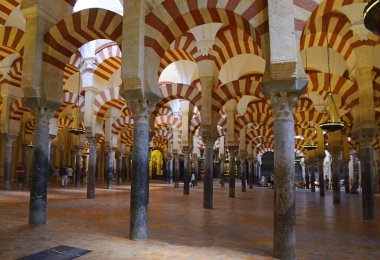 Cordoba Büyük Camii veya Cordoba Katedrali - UNESCO Dünya Mirası Bölgesi, İspanya