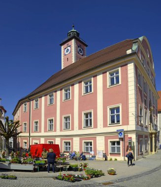 Eichsttt, Almanya - Eski Belediye Binası, 1444 'ten kalan Gotik bina, Barok cephesi. Eichsttt, Almanya 'da Bavyera eyaletinde bir şehirdir.