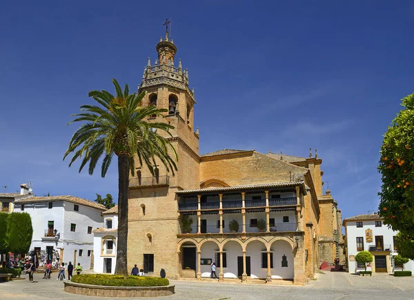 西班牙 圣玛丽大教堂 隆达是西班牙安达卢西亚马拉加省的一个城市 — 图库照片