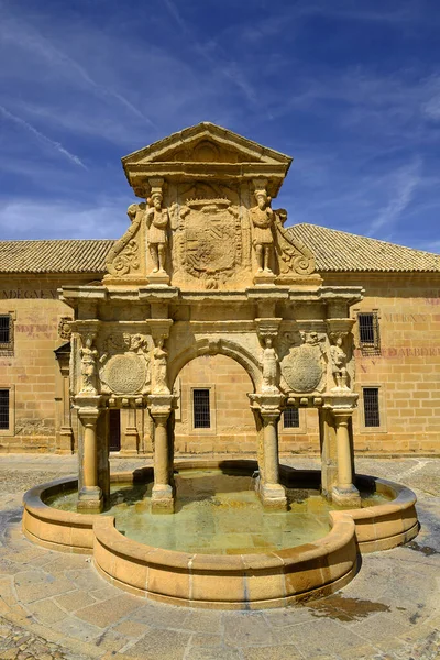 Fonte Velha Santa Maria Santa Maria Baeza Andaluzia Espanha Baeza — Fotografia de Stock