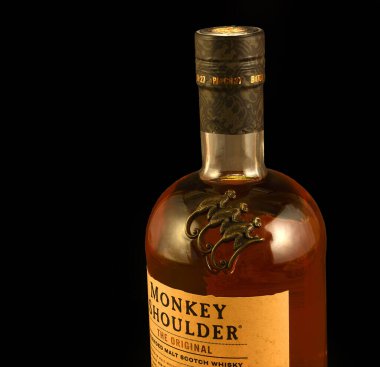 Maymun Omuz Harmanlanmış İskoç viskisi. Viski, İskoçya 'nın önemli bir ihracat ürünüdür.