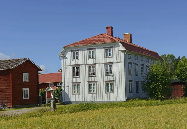 Halsingegard家族経営の農場歴史的な農場 パラーは スウェーデンのユネスコ世界遺産に登録されている7つの農家の一つです — ストック写真