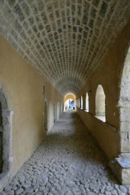Yunanistan 'ın Girit kentindeki iç efsanevi Moni Arkadiou manastırı