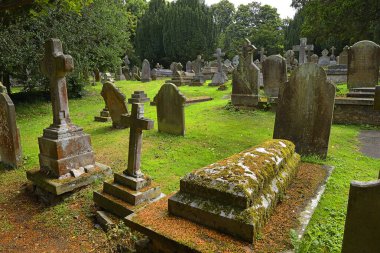 Canterbury, İngiltere - St. Martin Kilisesi 'ndeki antik bir mezarlık Roma zamanında inşa edildi. Burası UNESCO Dünya Mirasları Alanı