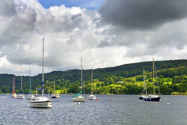 Coniston Water, Cumbria, İngiltere, İngiliz Gölü Bölgesi, Kuzeybatı İngiltere - UNESCO Dünya Mirası Bölgesi