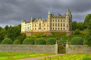 Dunrobin kalesi, saray ve park Sutherland 'da, İskoçya' nın Highland bölgesinde, Büyük Britanya