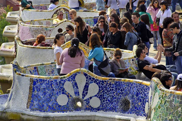 Barcelona Daki Park Guell Terasta Turistler Var Unesco Nun Dünya — Stok fotoğraf
