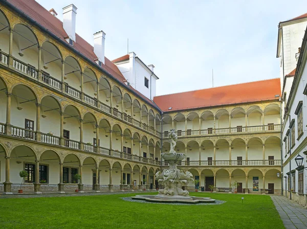 Bucovice Tschechische Republik Schloss Bucovice Vierflügeliges Schloss Mit Dreistöckigen Arkaden — Stockfoto