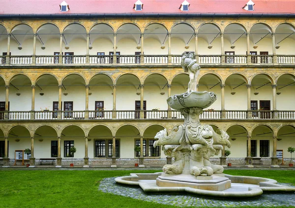 Bucovice República Checa Chateau Bucovice Castelo Quatro Alas Com Três — Fotografia de Stock