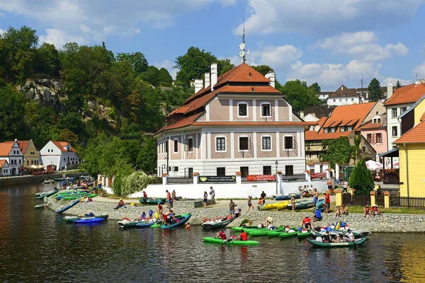 Czech Krumlov Cesky Krumlov Popular Stop Boaters Floating River Vltava — Stock Photo, Image