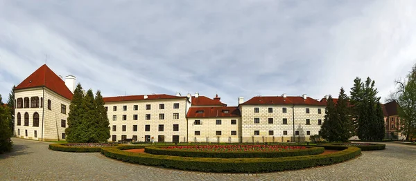 特雷邦城堡 市中心东南 城堡是文艺复兴时期建筑的一个杰出典范 捷克共和国 — 图库照片