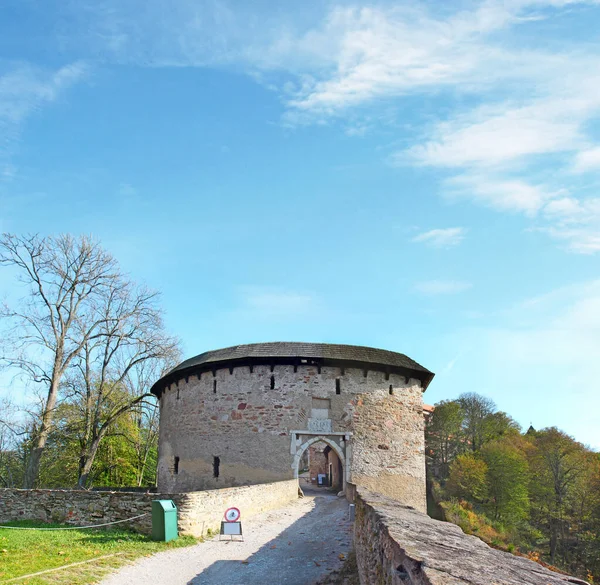 Готический Замок Пернштейн Фортификационные Сооружения Чехия — стоковое фото