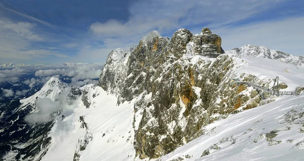 ダシュタイン山脈 Dachstein Mountains ドイツ語 Dachsteingebirge 北石灰岩アルプスの山脈である トースタイン ミッテルスピッツ ダシュタインの山々 ユネスコ世界遺産 — ストック写真