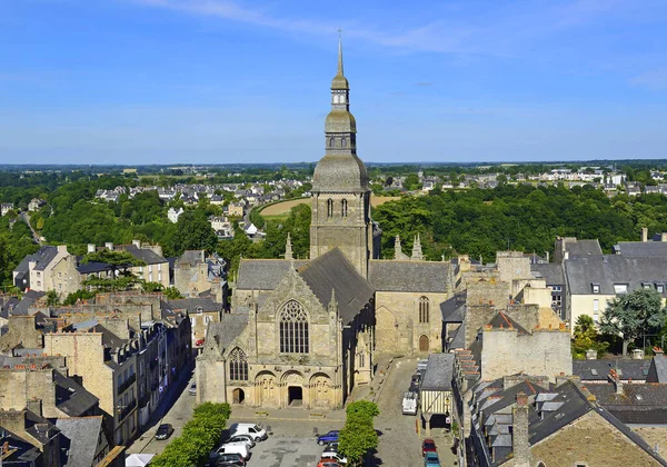 Dinan Vagyok Tér Szent Sauveur Bazilika Dinan Egy Falú Breton — Stock Fotó