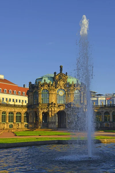 Dresden Almanya Dresden Şehrindeki Zwinger Sarayı Veya Şatosu Barok Tarzında — Stok fotoğraf