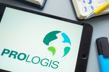 KYIV, UKRAINE - 27 Ocak 2022. Prologis Lojistik Emlak Şirketi Logosu.