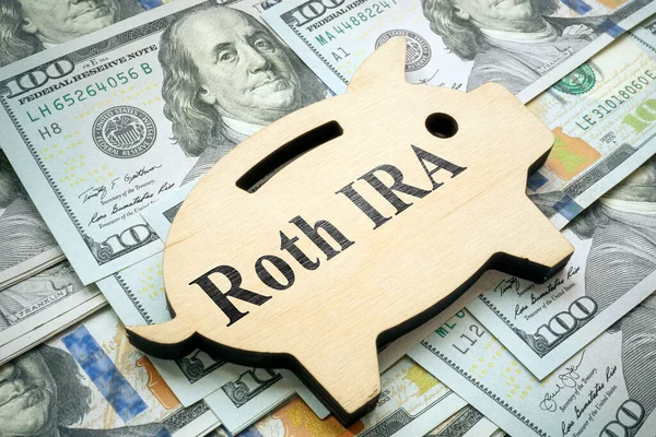 Piggy Bank Sign Roth Ira Money — Stock Photo, Image
