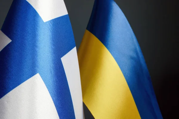 Прапори України Фінляндії Концепція Дипломатії — стокове фото