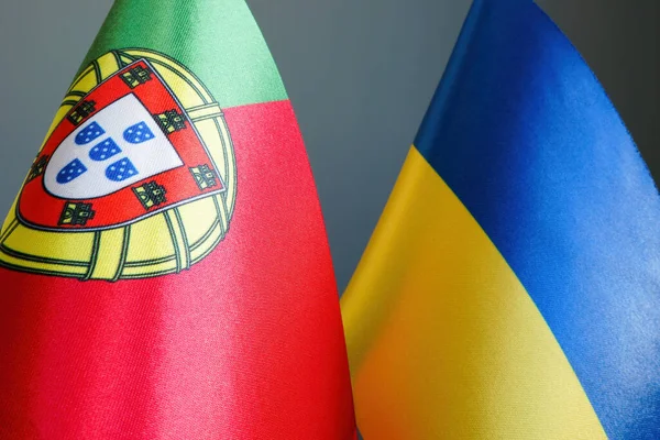 Закриття Прапорів Португалії України — стокове фото