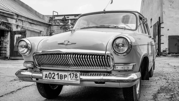 Coche Volga Ciudad Vyborg — Foto de Stock