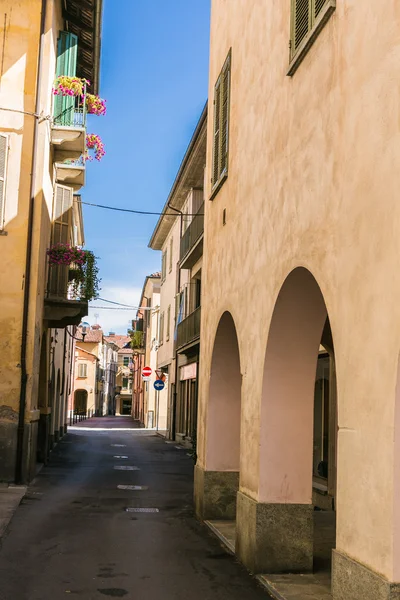 Итальянская улица летом — стоковое фото