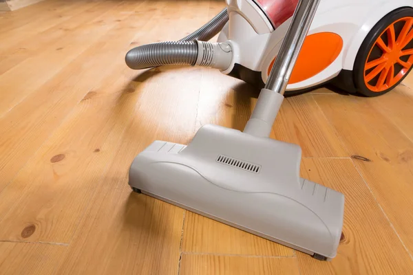 Vacuum cleaner stands in the home — Stock Photo, Image