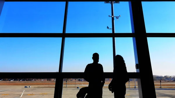 Boryspil, Ukraine - January 31, 2022: Airport panoramic view.机场围裙概览。飞机在机场门口。基辅Boryspil国际机场. — 图库照片