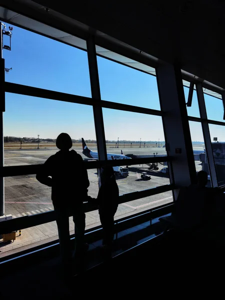 Boryspil, Ukraine - January 31, 2022: Airport panoramic view. Airport apron overview. Aircrafts at the airport gates. Kiev Boryspil International airport. — Stock Photo, Image