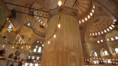 İstanbul, Türkiye 'de Mavi Cami veya Sultan Ahmet Cami iç mimarisi