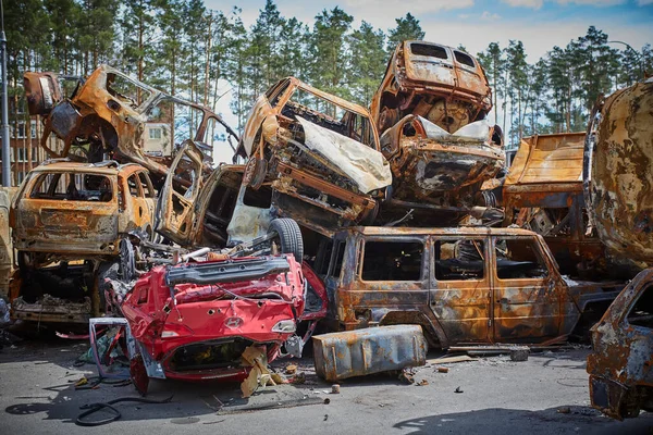 Lot Rusty Burnt Cars Irpen Being Shot Russian Military Russias — Stock Photo, Image