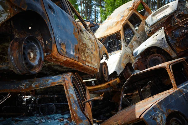 Lot Rusty Burnt Cars Irpen Being Shot Russian Military Russias — Stock Photo, Image