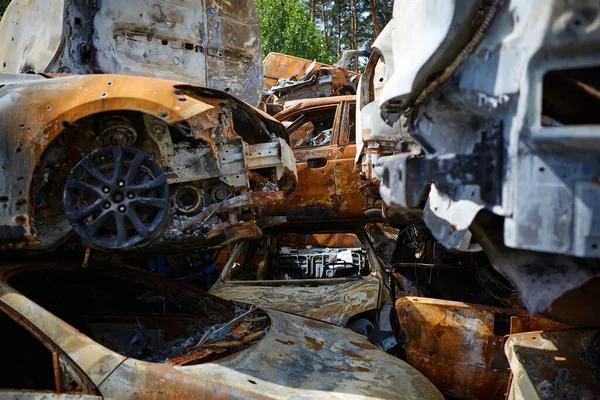 Lot Rusty Burnt Cars Irpen Being Shot Russian Military Russias — Stock Photo, Image