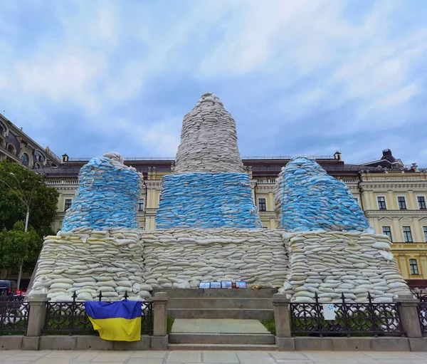 Kyiv Ukraine May 2022 Covered Monument Princess Olga Andrew Apostle — Stock Photo, Image