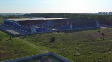 Ukrayna 'da savaş. Rusya 'nın Şubat' taki saldırısından sonra yok edilen Lojistik Parkı