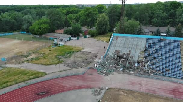 Tsjernihiv Oekraïne Juni 2022 Oorlog Oekraïne Een Opgeblazen Voetbalstadion Als — Stockvideo