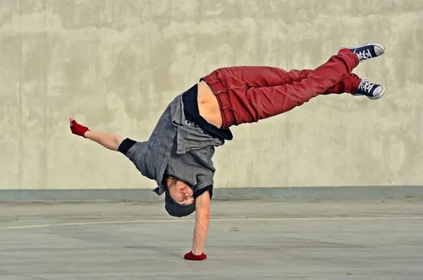 Breakdancer på gatan — Stockfoto