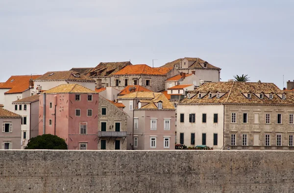Casas mediterráneas en Dubrovnik — Foto de Stock