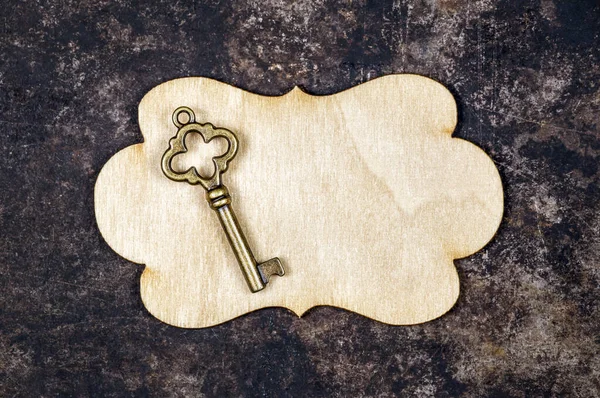 Gold Vintage Key Label Real Estate Insurance Buy Sell New — Stockfoto