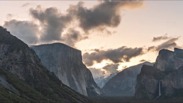 California Yosemite Ulusal Parkı Altın Saat Kutsal Kase Zamanı — Stok video