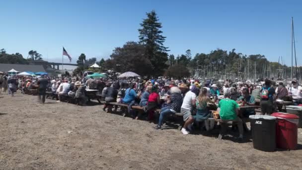 Barbecue Saumon Grand Monde Fort Bragg Foules Gens Timelapse — Video