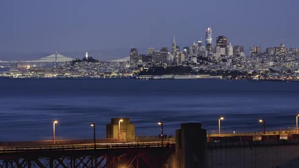 Vackra Epic San Francisco Bay Golden Gate Bridge Cityscape Night — Stockvideo
