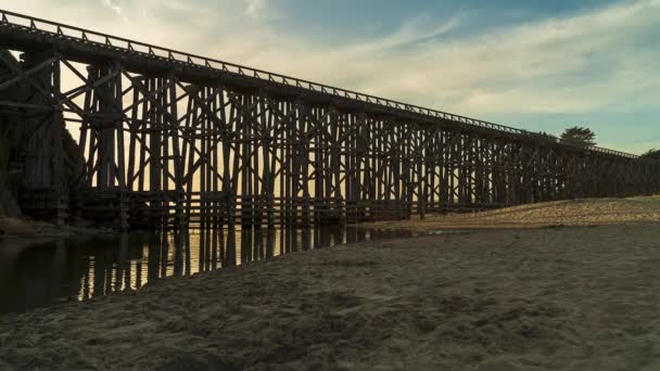 Gün Batımları Pudding Creek Trestle Köprüsü Fort Bragg Kaliforniya Abd — Stok video