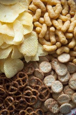 tuzlu atıştırmalıklar