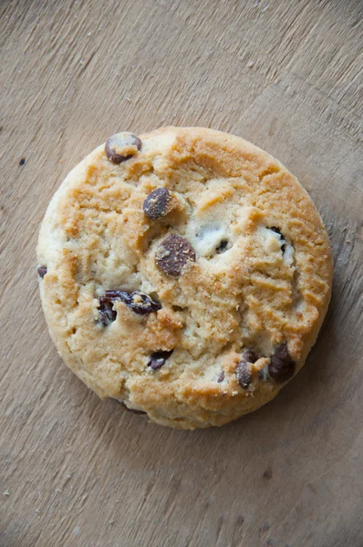 Çikolata parçacıklı kurabiye.