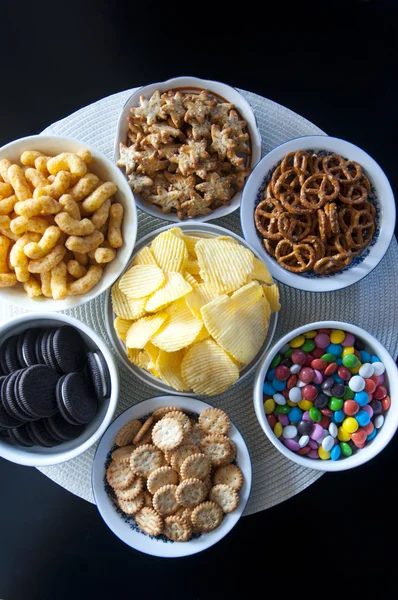 tuzlu atıştırmalıklar