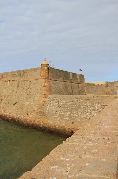 Muralla de la fortaleza. Cádiz, España — Foto de Stock