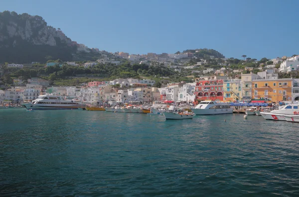 Touristenhafen. capri, italien — Stockfoto