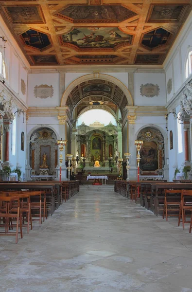 Интерьер храма, собор Святого Георгия. Пиран, Словенья — стоковое фото